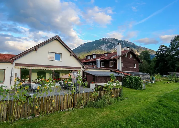 Rauschberghof بيت ضيافة 3*