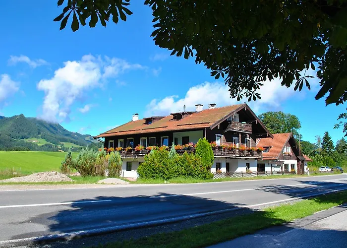 بيت ضيافة Rauschberghof 3*